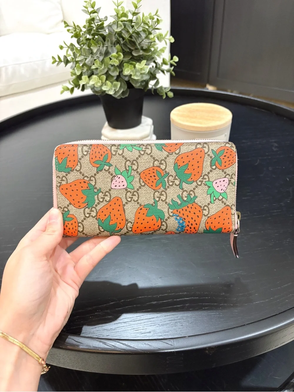 Gucci GG Supreme Monogram Strawberry Zip Around Wallet Light Pink